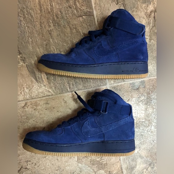 Nike Air Force 1 High LV8 (GS) 6Y - Picture 3 of 8